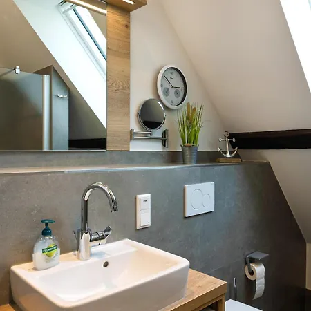 Ahrenshof 8 公寓 巴德茨维什安